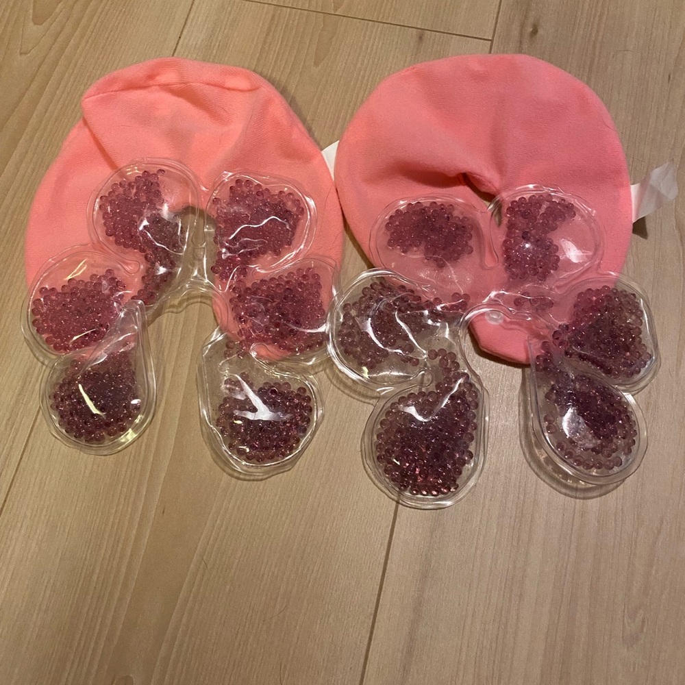 Breast therapy hot and cold packs